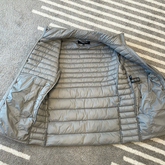 Kenneth Cole lightweight Puffer Jacket - Picture 2 of 6